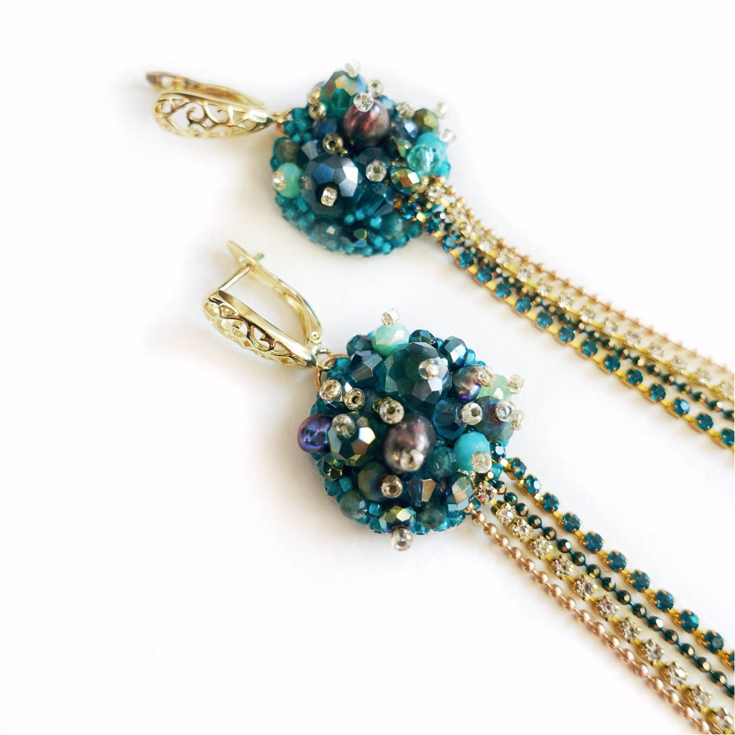 Emerald earrings with pearls and crystals 07 Emerald