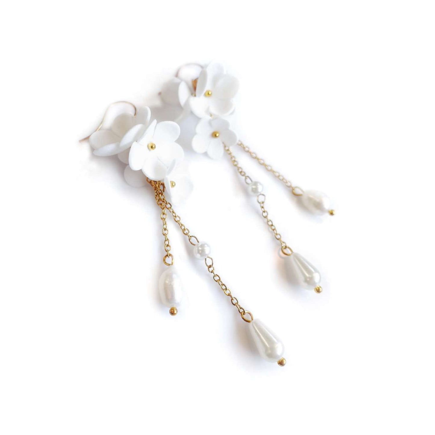 White Daisy DK850 small flower earrings on a gold chain