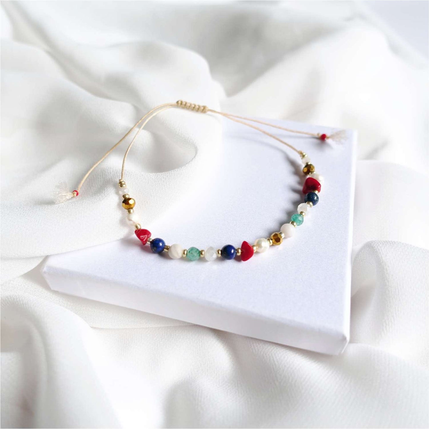 Bracelet with natural stones coral, lapis lazuli, jade, natural pearl, TD9125 LadyMarine