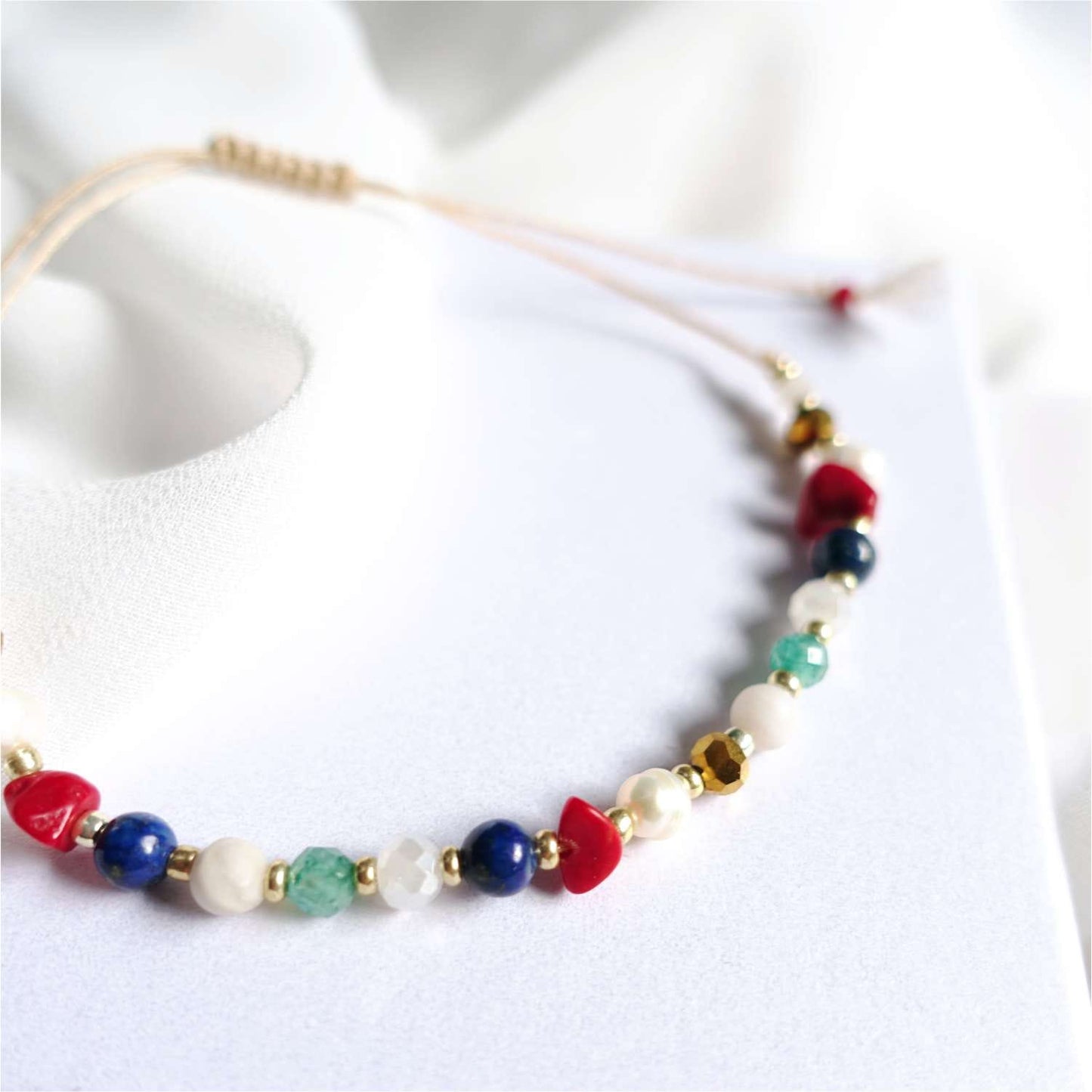 Bracelet with natural stones coral, lapis lazuli, jade, natural pearl, TD9125 LadyMarine