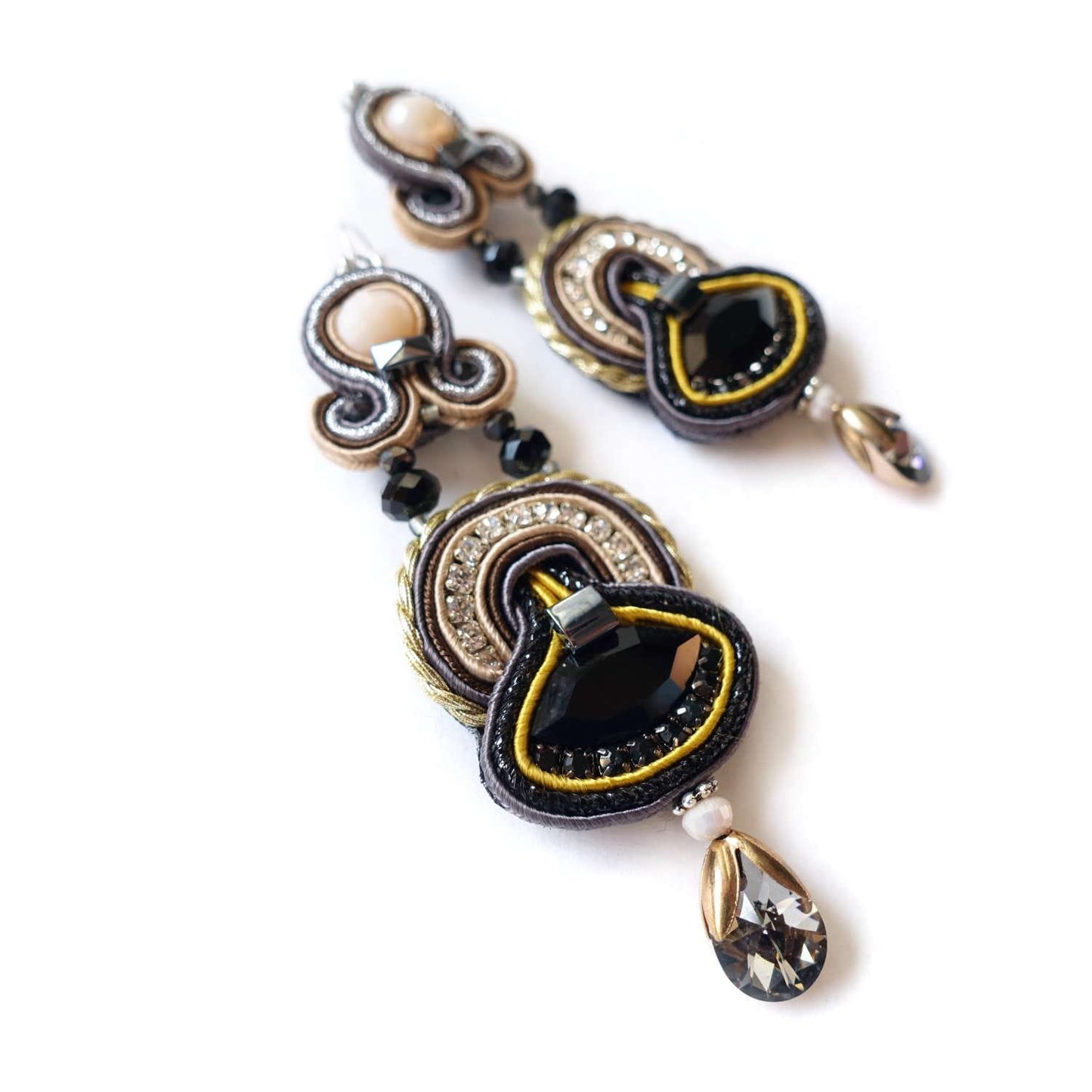 Mustard soutache earrings 115 Makamane I