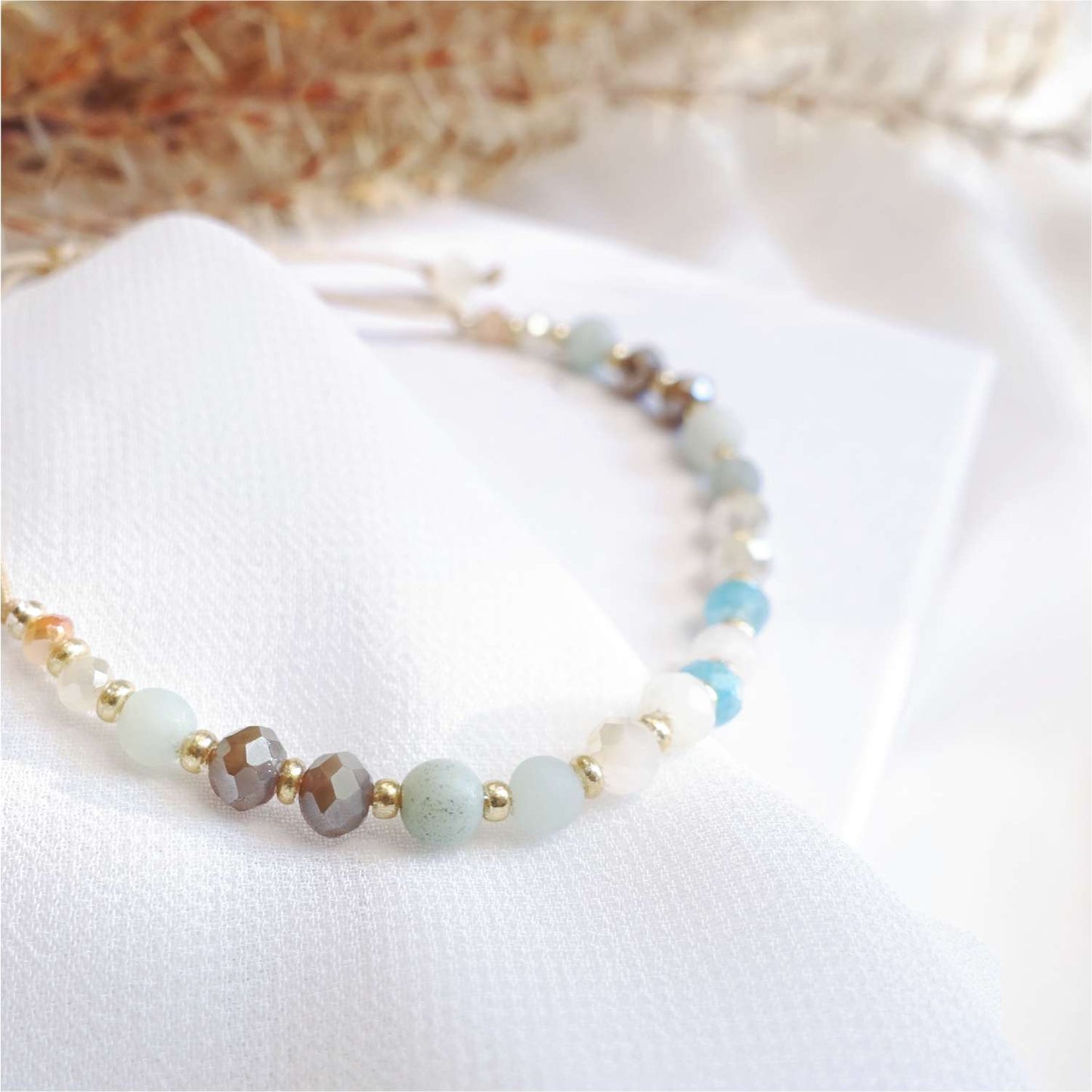 String bracelet with natural stones jade amazonite, TD92301
