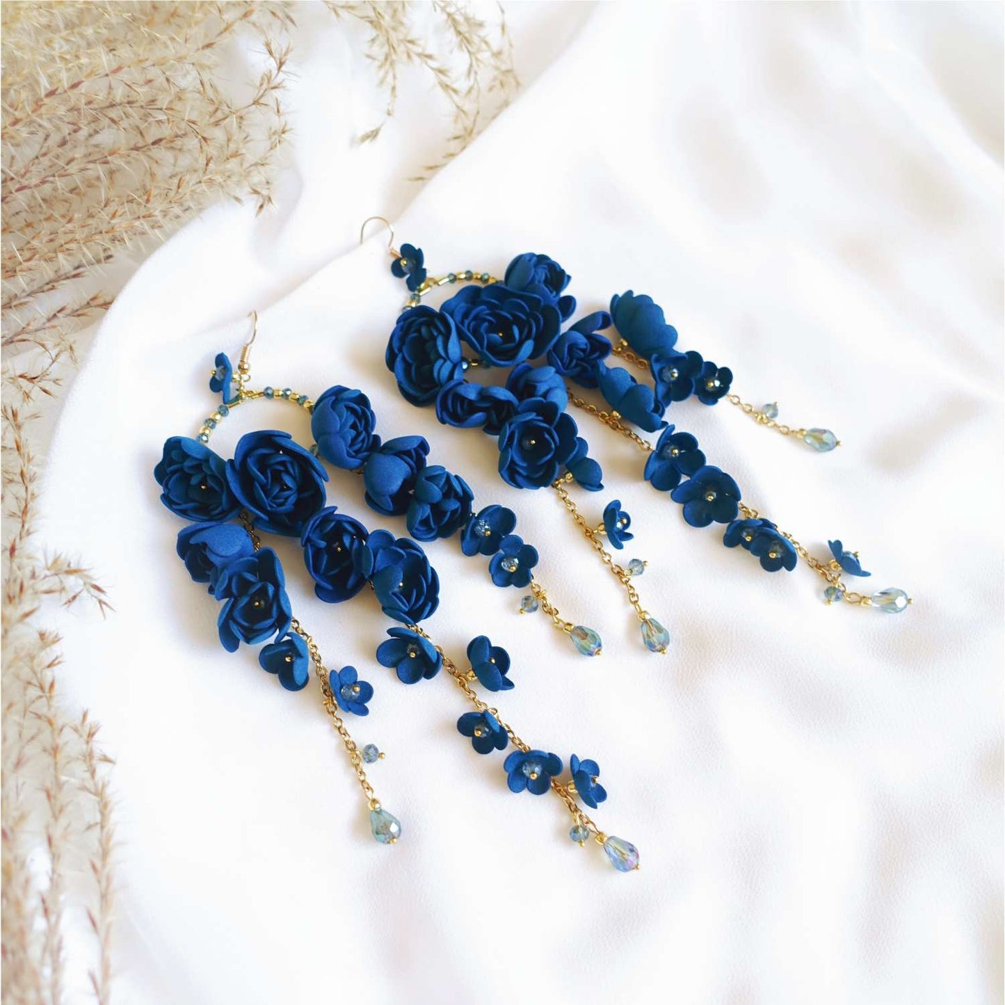 Blue flower earrings on gold chain 859 Blue New Gardenia S
