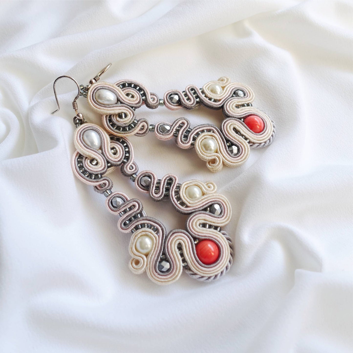 Powder pink soutache earrings with pearls 129 Aditi