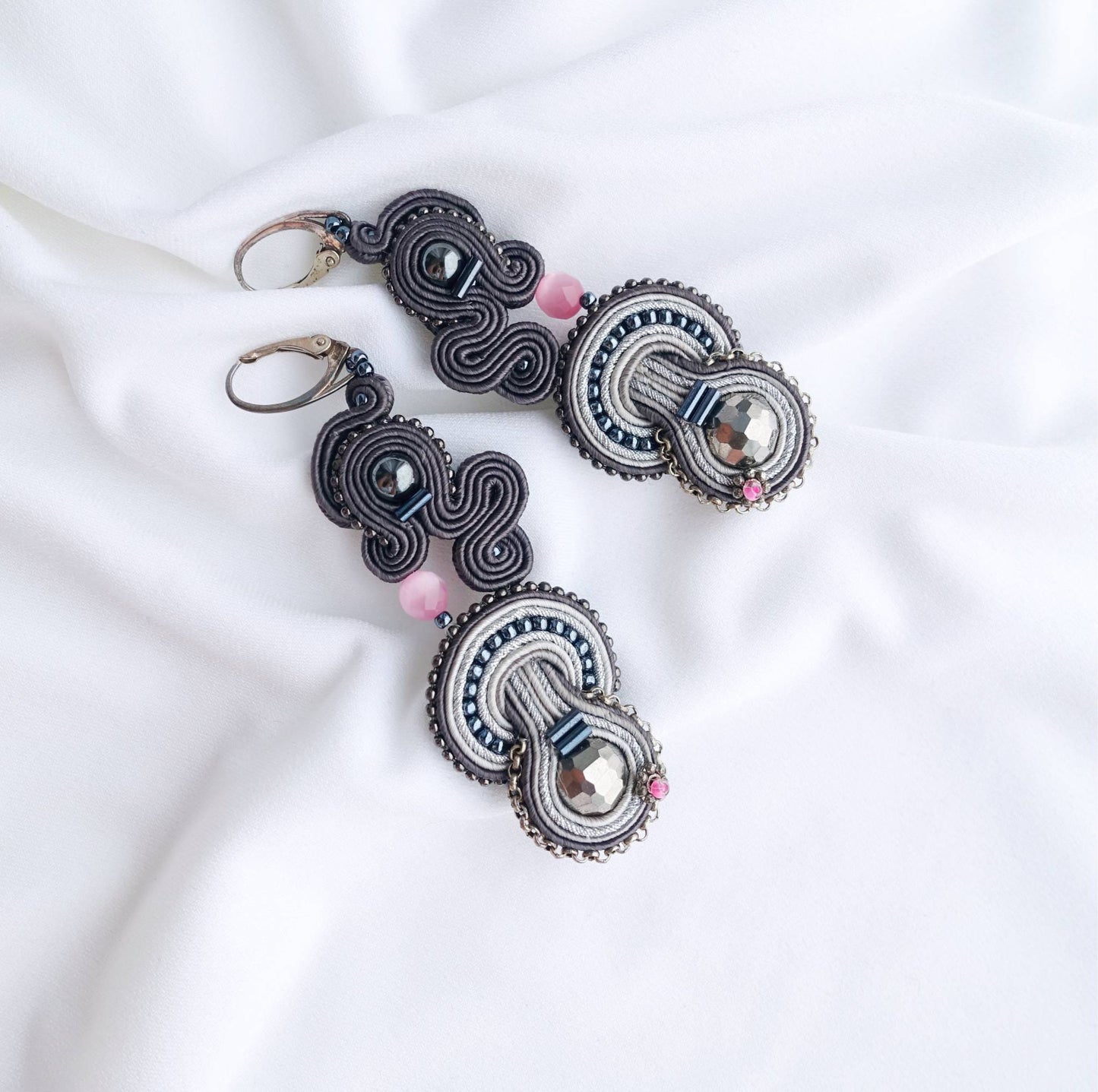 Gray-pink soutache earrings 115 SilverPink