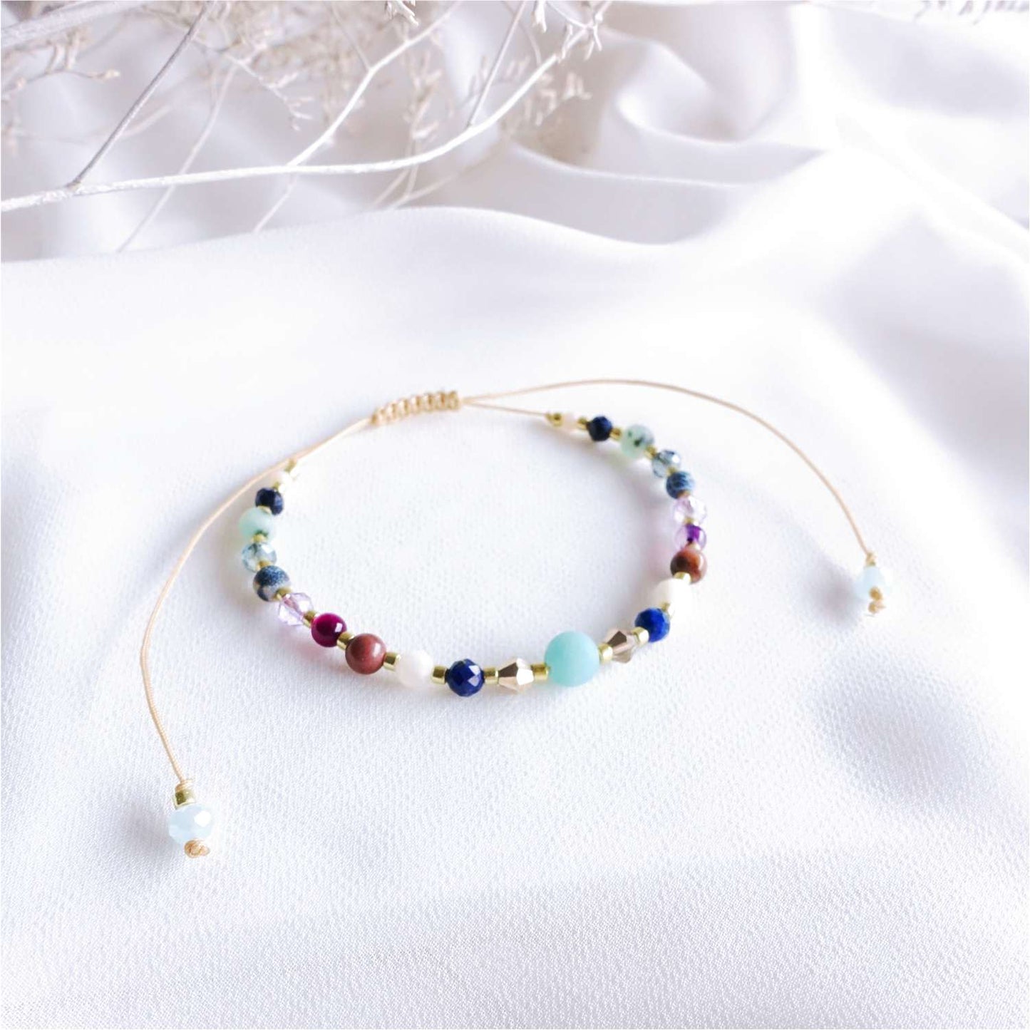 Two love and friendship bracelets with natural stones, TD9542