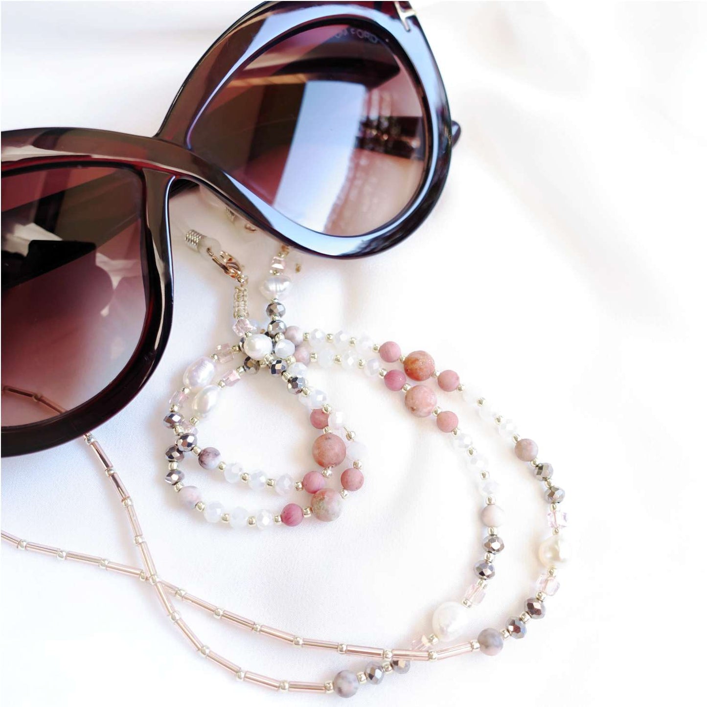 Pink glasses chain with natural stones rhodonite, jade, agate, LadyPink EGC517