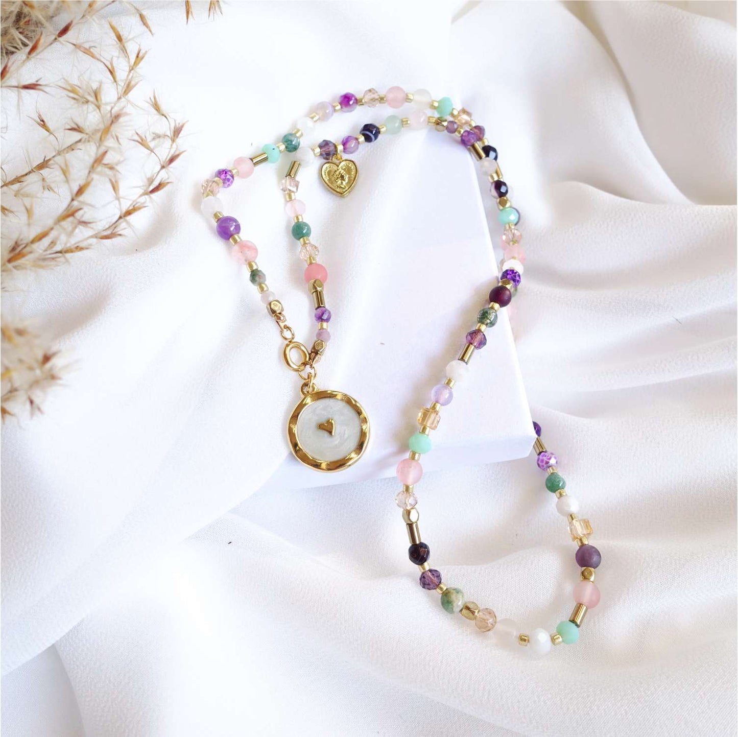 Love and luck necklace with natural stones TD20100