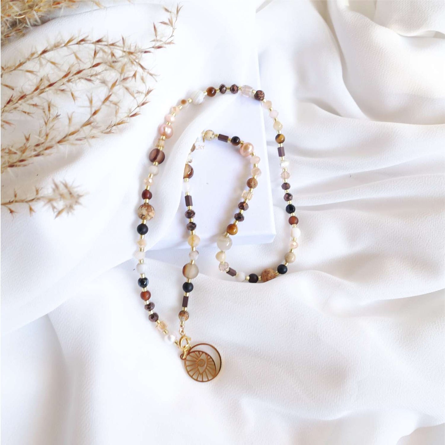 Brown necklace with natural stones TD2030