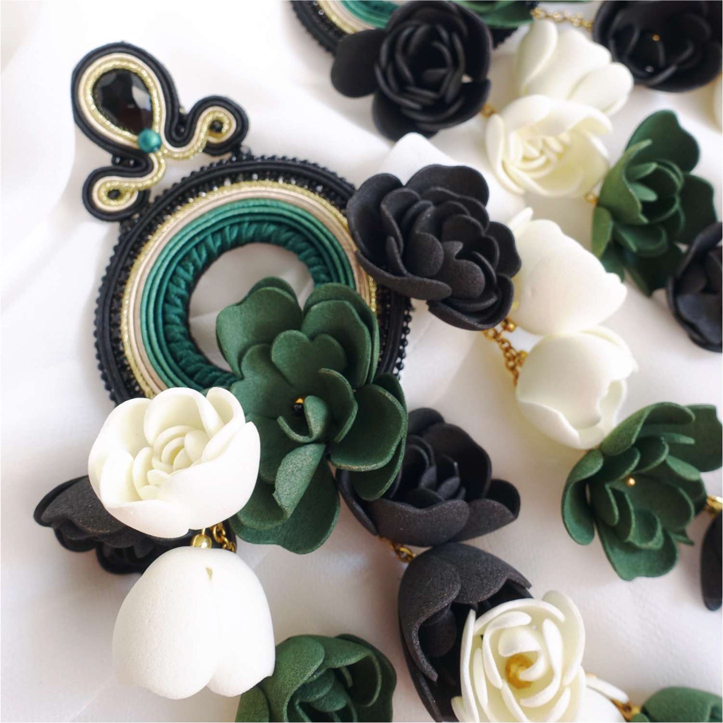Black Green Flower Hoop Earrings 862 Green Black Viseria
