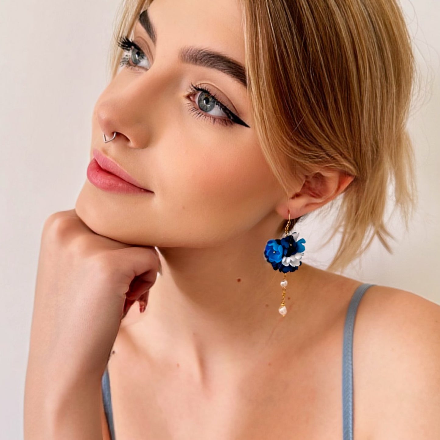 Pendientes de bola de flor azul - 453 BlueBall