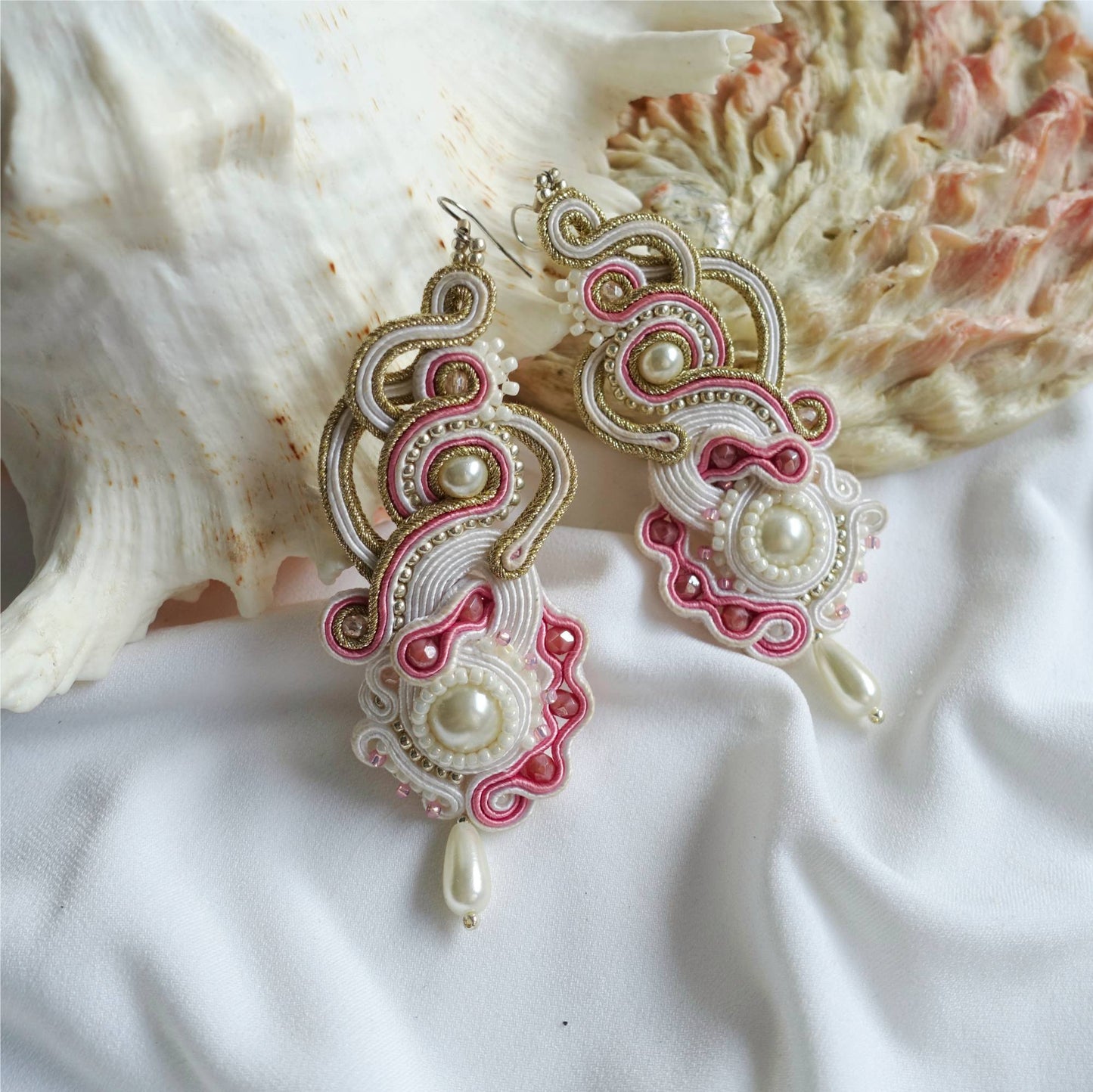 Wedding earrings soutache white powder pink, 165 Umna