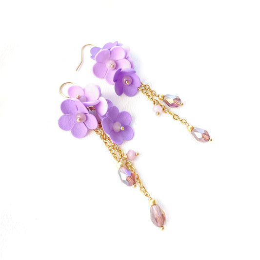 Purple flower earrings on a gold chain - 850 Lilac Daisy 850
