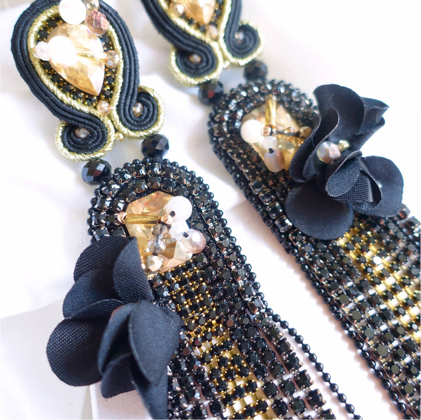 Black gold earrings zircon ribbon black flowers, 401 Queen