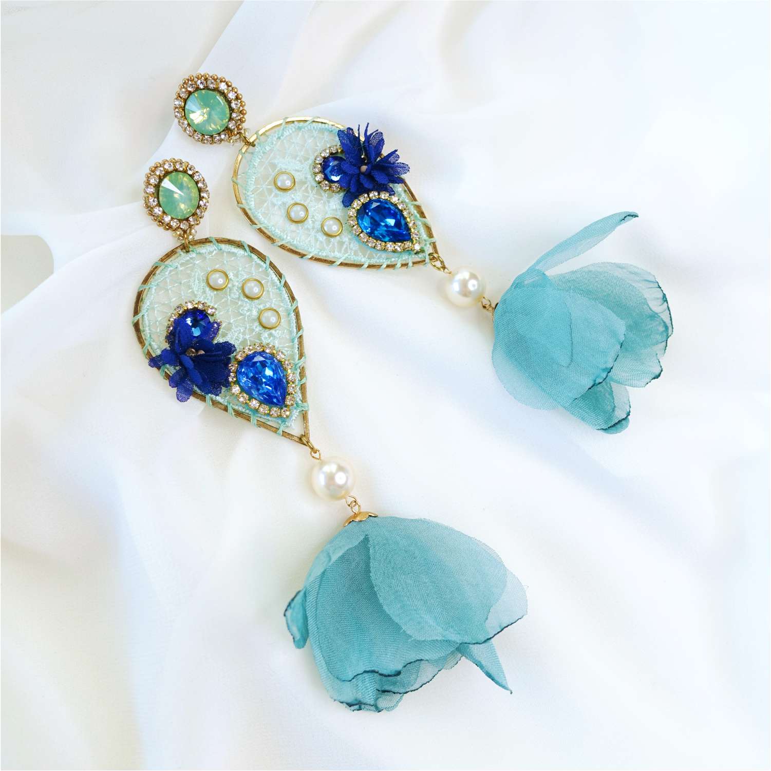 Green Dreamcatcher Earrings with Blue Crystals 501 Pistachio