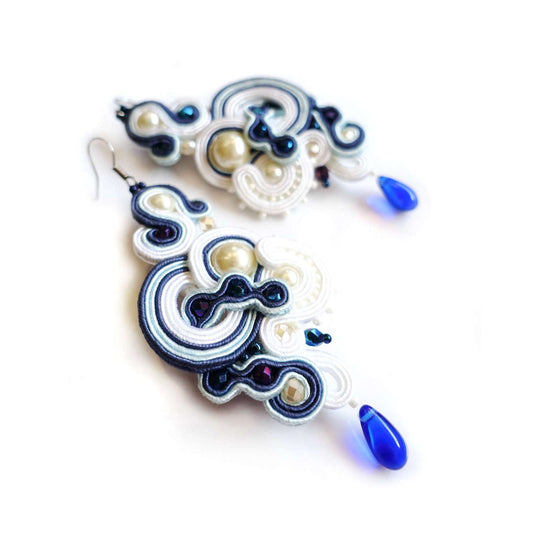 Pendientes de soutache azul blanco 306 Jasmina