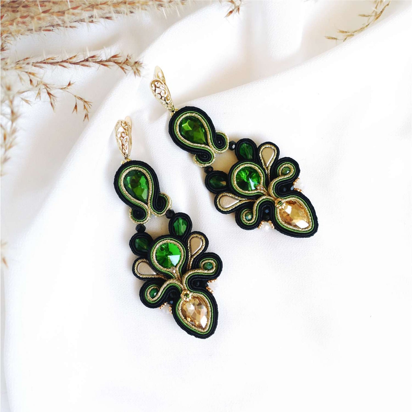 Pendientes de soutache negro y verde 309 Marsali