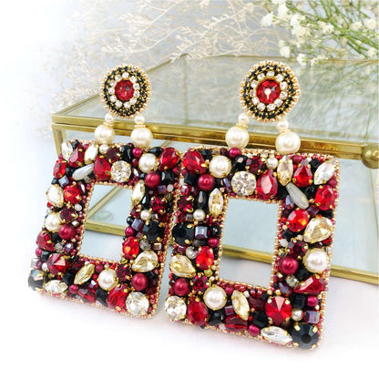 Pendientes rectangulares rojos y negros con cristales 609 Donna