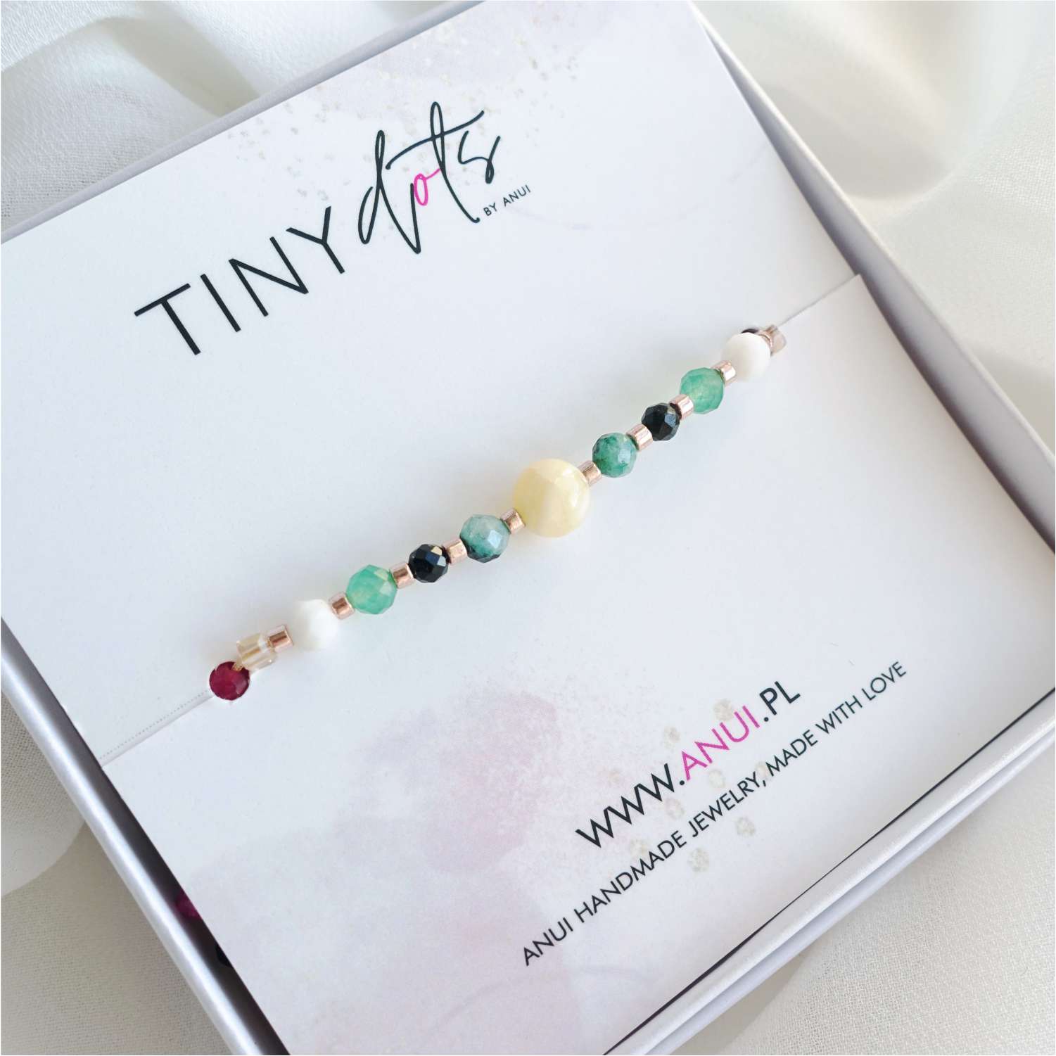 Pulsera con piedras naturales rubí morganita labradorita piedra luna y turmalina TD9209