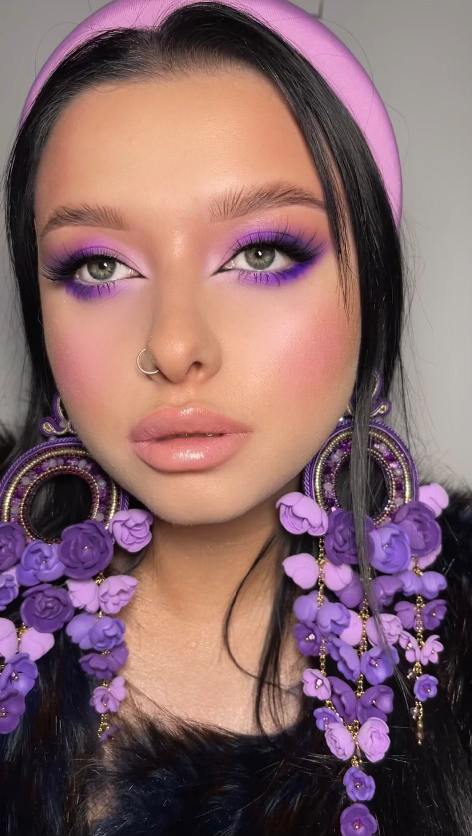 Fioletowe kolczyki koła kwiaty na złotym łańcuszku 862 Purple Viseria S