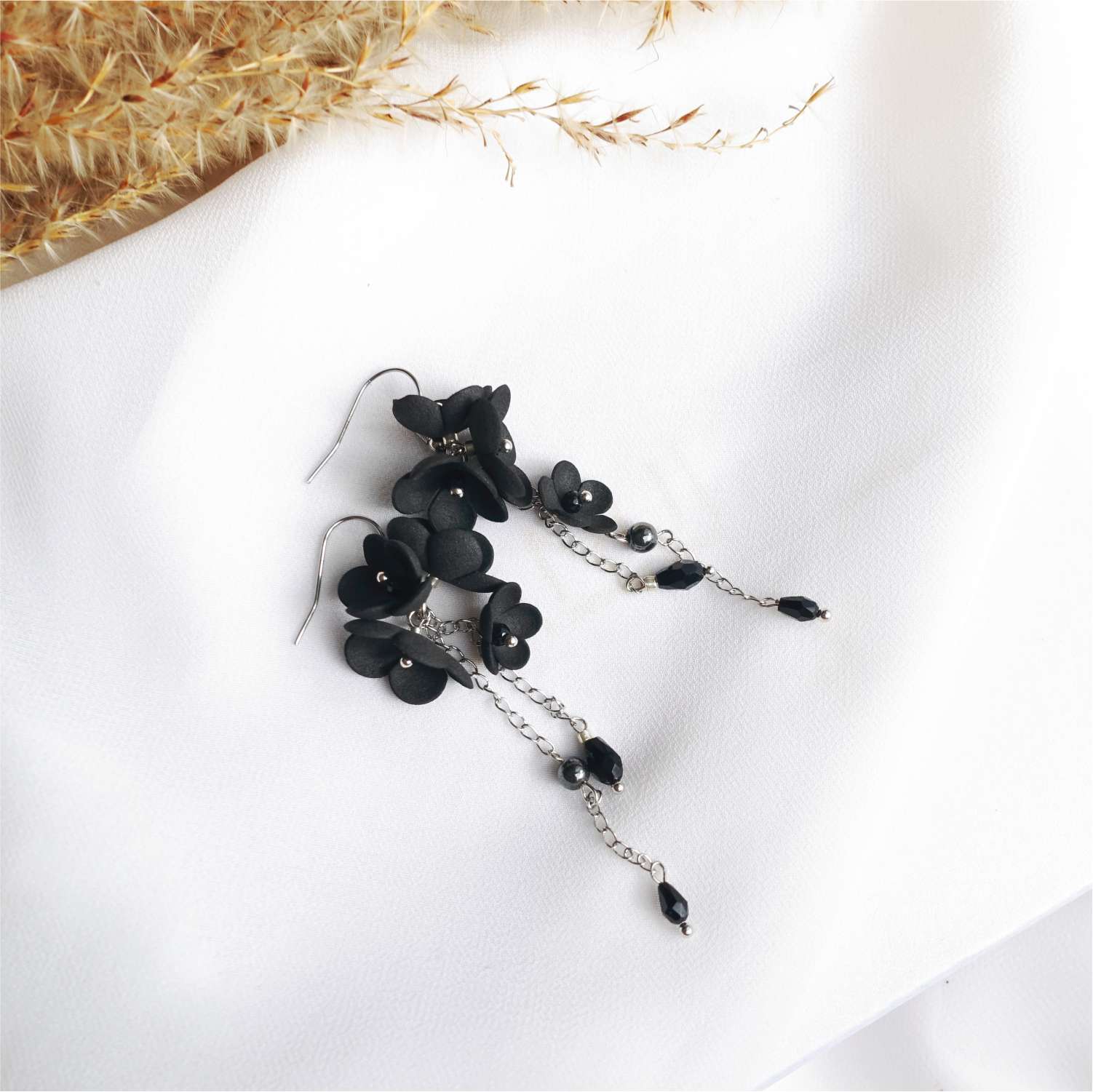 Czarno srebrne kolczyki kwiaty, Black Silver Daisy DK850