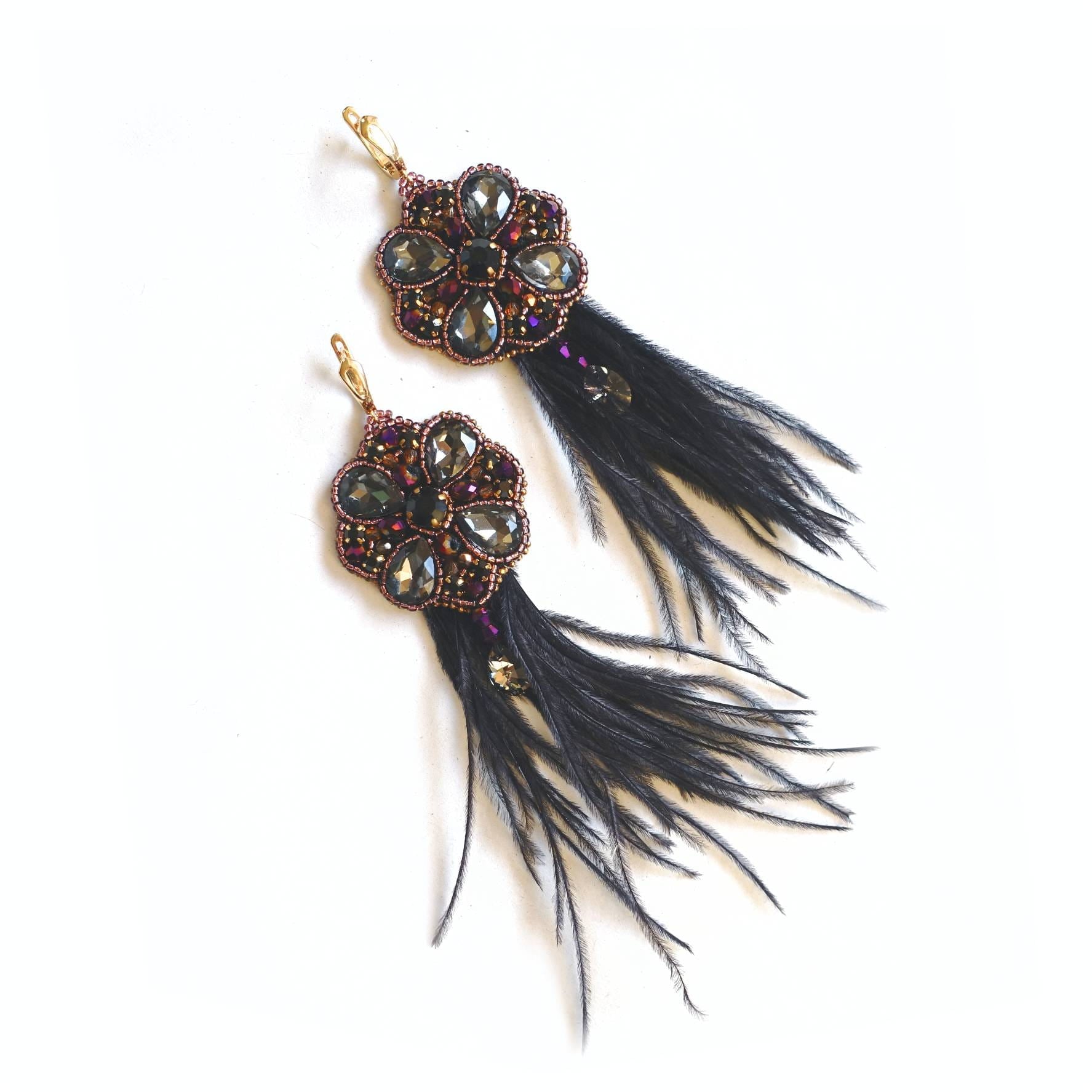 Pendientes largos de plumas negras y moradas 412 Maya
